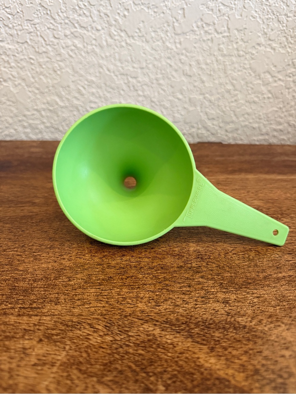Vintage Tupperware Kitchen Funnel 3.75" Green 1227 Gadget